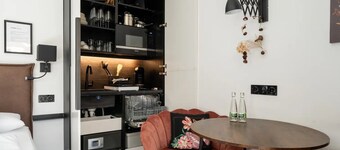 Appartement design 'Flora by Kamelu' avec terrasse privée et parking