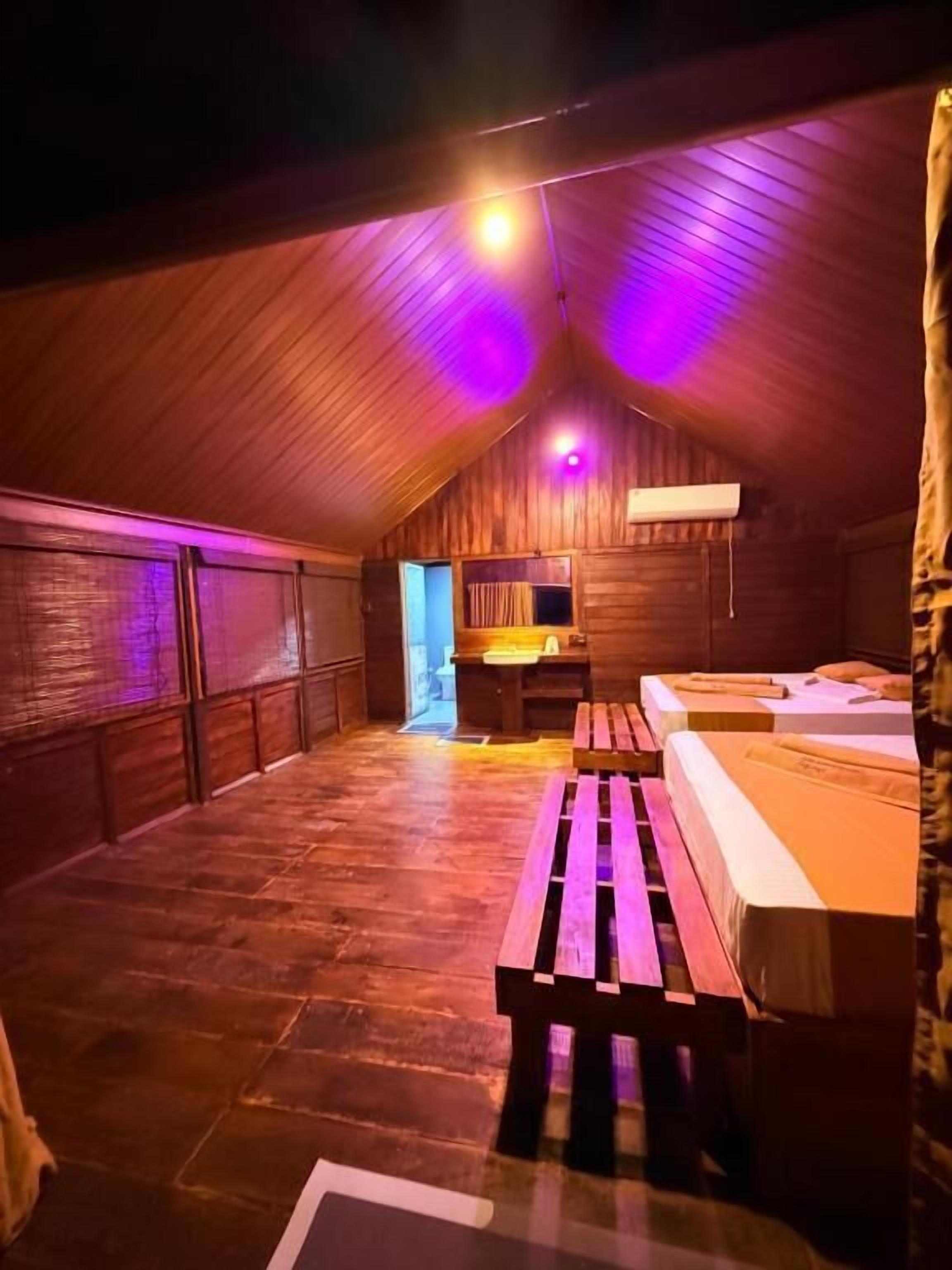 Deluxe-Zimmer, Seeblick | Kostenloses WLAN, Bettwäsche