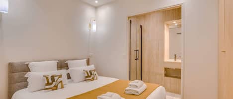 熨斗/熨衫板、可攜式嬰兒床、Wi-Fi、床單