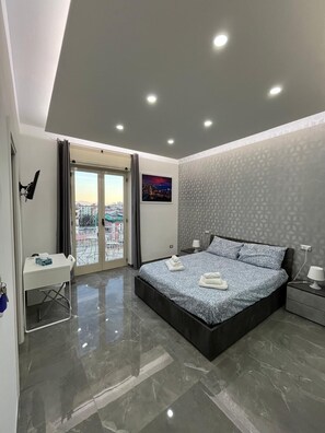 Comfort Double or Twin Room, Hill View | Free WiFi - Napolitudine (Naples)