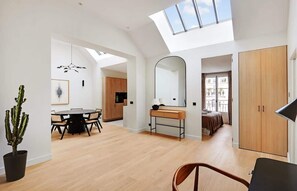 Interior - A Breathtaking 2-Br 2 Ba in St-Germain-des-Près (Paris)