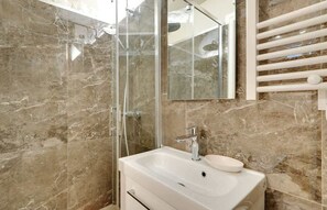 Dusche, Haartrockner