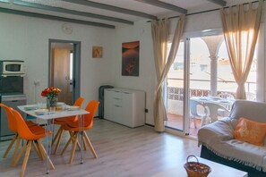 Interior - WELCS APARTMENT 299 EMP with community pool (Empuriabrava)