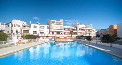 WELCS APARTMENT 367 EMP with communal pool