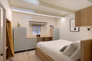 Fer et planche à repasser, Wi-Fi, draps fournis