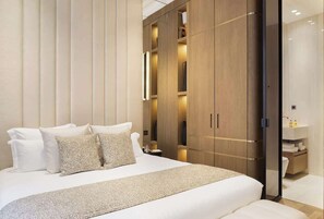 Strykejern/-brett, reiseseng for barn, wi-fi og sengetøy