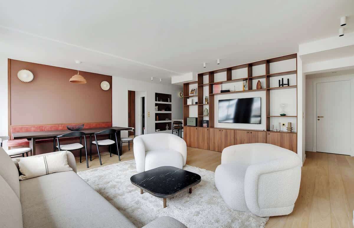 TV, offices
