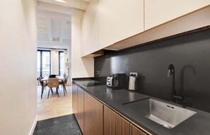 Fridge, stovetop, dishwasher, coffee/tea maker - A Prestigious 2-BR in Louvre (Paris)