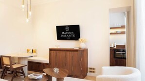 Unclassified image, 3 of 16, button - A Sophisticated 1-BR with Services in La Madeleine (Paris)