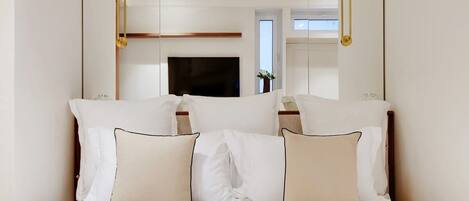 Strykejern/-brett, reiseseng for barn, wi-fi og sengetøy