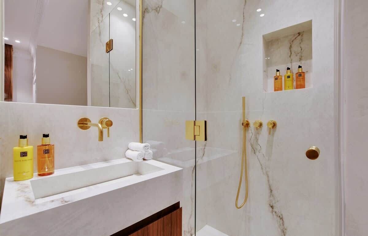 Dusche, Haartrockner