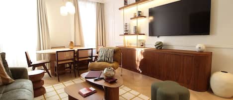 Televisión y oficina