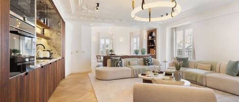 Fernseher, Kamin, Arbeitsbereiche