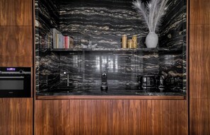 Private kitchen - ONIRI - Serviced 2-BR - Place Vendôme Louvre II (Paris)