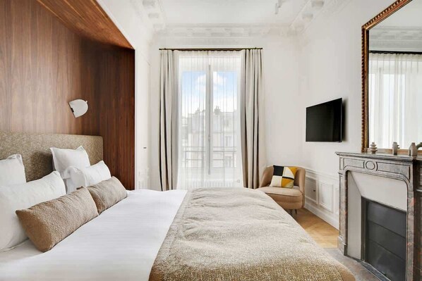 Room - ONIRI - Serviced 2-BR - Place Vendôme Louvre II (Paris)