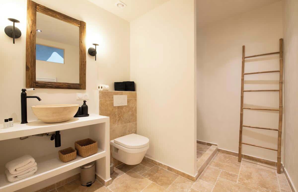 Shower, hair dryer