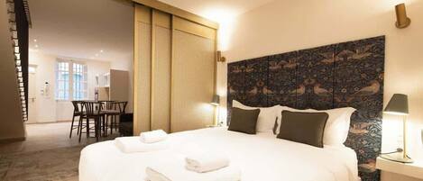 Iron/ironing board, travel crib, bed sheets