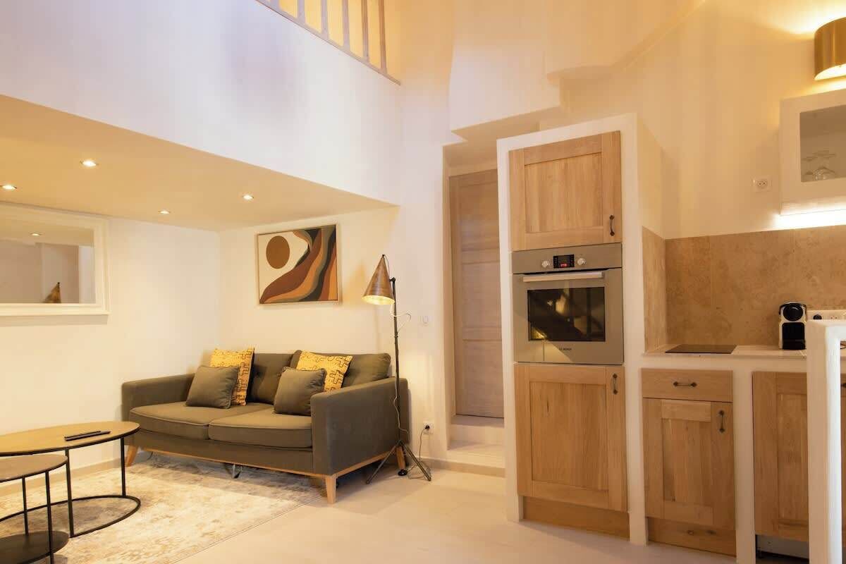 Televisie en een kantoor