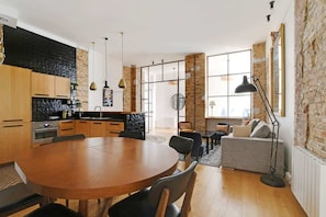Interior - A Wonderful 3-BR/3BA in Louvre - Saint Honoré (Paris)