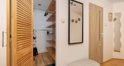 Radockiego 194 Katowice | Comfortable Apartment with Balcony | Remote Working | Near a Nature Reserve