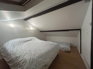 2 quartos, Wi-Fi de cortesia, roupa de cama
