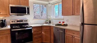 Park side, Pets, 420, Hot Tub, Quiet, 1Gb Internet