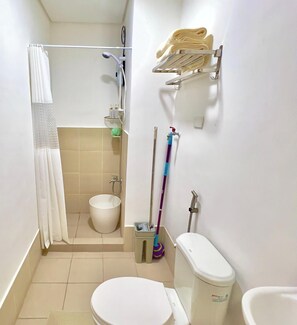 Hair dryer, towels, soap, toilet paper