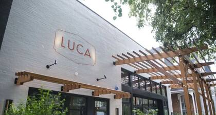 Boutique Motel in Akron