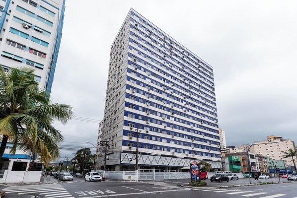 House, Smoking | 1 bedroom - Loft Acolhedor com Estacionamento a 150m da Praia (São Vicente)