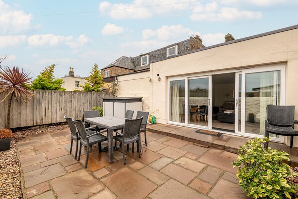 Outdoor dining - Bonnington House | Elie (Elie)