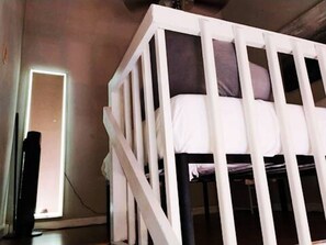 アイロン / アイロン台、インターネット、ベッドシーツ