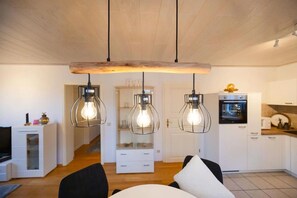Interior - Apartment 'Menden' with Private Terrace and Wi-Fi (Menden)