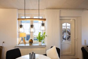 Interior - Apartment 'Menden' with Private Terrace and Wi-Fi (Menden)