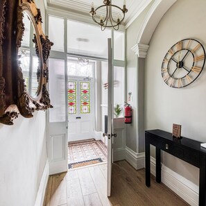 Interior - High Peaks Villa (Buxton)