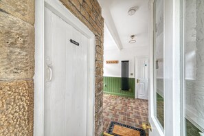 Interior - High Peaks Villa (Buxton)