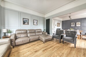 Living area - High Peaks Villa (Buxton)