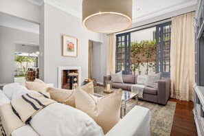 House (3 Bedrooms) | Interior - 25 Bellevue (Cape Town)