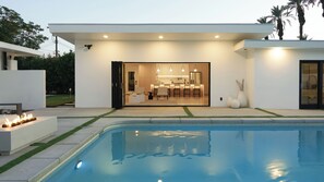 Opvarmet pool