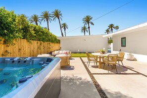 Outdoor dining - Private Desert Retreat | 4BD | 2 Full Homes | Pool, Mini Golf, Spa! (Indio)
