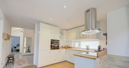 Bungalow - Cozy | Playground | Garden with Fireplace |