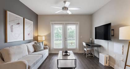 Landing Spectacular 1bd, Gym