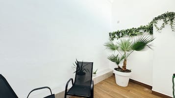 Deluxe Suite | Terrace/patio