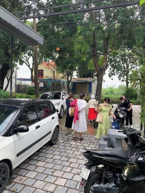 واجهة المنشأة