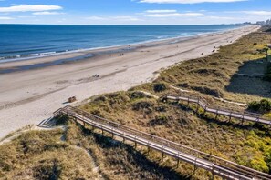 Beach - Sunny Studio Near the Beach at Palm Court (#8) (North Myrtle Beach)