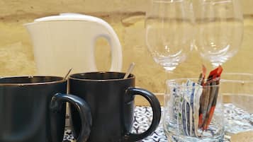 Kaffee und/oder Kaffeemaschine