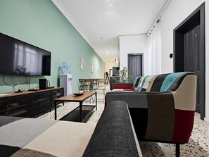 TV - Cosy room | 1 bedroom (Tal-Pietà)