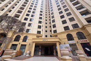 Exterior - SIMPLY COMFORT Lux Penthouse 4BR Apartment with Iconic Marina Views (Dubai)