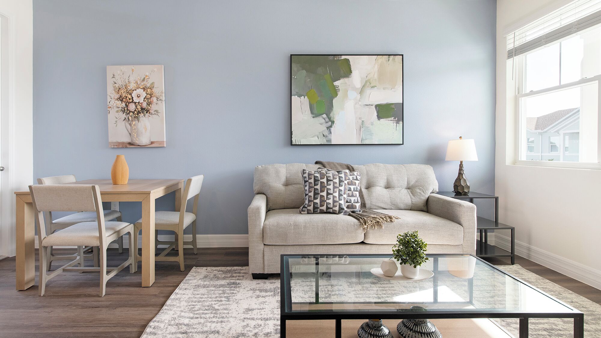 Apartment (2 Bedrooms) | Living area | 50-inch TV with digital channels