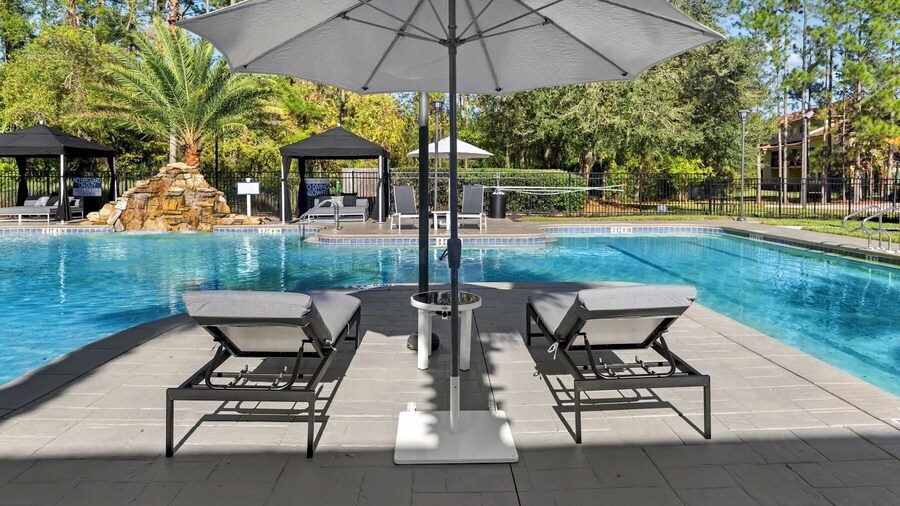 Landing Apartments Jacksonville - Southside