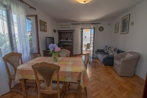 Dining - Mira B4- A in Mali Lošinj (Mali Lošinj)